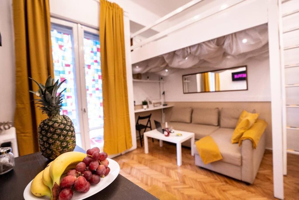 Cozy Studio Near Cismigiu Park Apartamento Bucarest Exterior foto